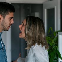 O amor não magoa. Communication, Content Marketing, Cop, writing, Information Design, Presentation Design, Stor, and telling project by AGILIDADE Formações - 01.06.2026