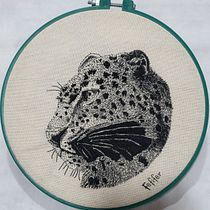 Bordado con hilo . Drawing, Embroider, Fiber Arts, Traditional illustration, Realistic Drawing, and Textile Design project by fefiferp_u - 01.21.2026