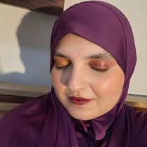 My first full face with eye shadow makeup look. Art Direction, Fashion Design, Fashion Photograph, Film, Video, and TV project by mona_mansour2004 - 01.30.2026