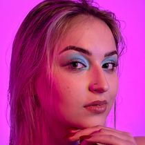 Initium. Art Direction, Fashion Design, Fashion Photograph, Film, Video, TV, and Portrait Photograph project by Karen Andrea Parra Rey - 02.07.2026