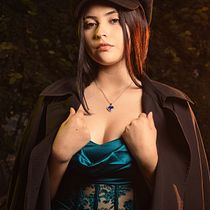 Fotos en una tarde de lluvia. Photograph, Studio Photograph, Fashion Photograph, and Portrait Photograph project by Edison Ortiz Toro - 02.09.2026