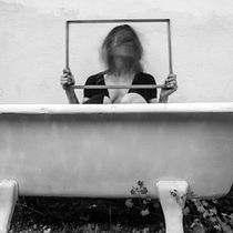 Instrucciones para volverse água. Digital Photograph, Fine-Art Photograph, Lifest, le Photograph, Photographic Lighting, Portrait Photograph, and Self-Portrait Photograph project by Anike Lamoso - 02.19.2026