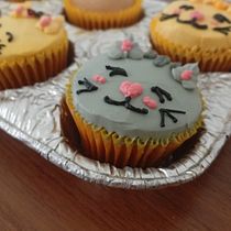 CUPCAKES DE GATITOS . Confeitaria, e Arte comestível projeto de valeriegomezcoello - 26.02.2026
