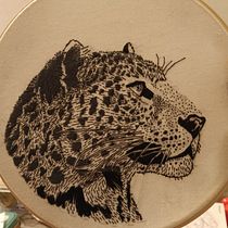 Giaguaro disegno con filo Ein Projekt aus dem Bereich Zeichnung, Stickerei, Weben, Traditionelle Illustration, Realistische Zeichnung und Textildesign von Giacchetti Valentina - 06.03.2026