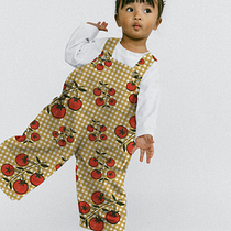 TOMATOES PRINT. Costume Design, Digital Illustration, Fashion Design, Traditional illustration, and Pattern Design project by Manuella Carvalho - 03.08.2026