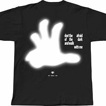 Proyecto Final de Camisetas (Dont be afraid of the dark). Un proyecto de Tipografía y Diseño tipográfico de jdisalvatorea - 08.03.2026
