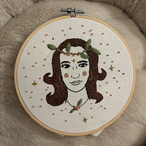 Dreamy Portrait . Broderie și Design textil de jaiart - 03.19.2026