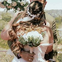 Mi primera boda. Photographic Composition, Photograph, Portrait Photograph, Documentar, and Photograph project by Yorleny Rivera - 03.25.2026