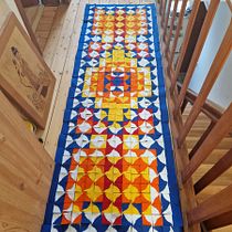 A colorfull rug. Projekt z dziedziny Projektowanie i wyrób mebli, Projektowanie wnętrz i Tkactwo użytkownika Anne Cogan-Krumnow - 02.04.2026