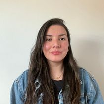Bienvenida mechones. Digital Photograph, Instagram, Marketing, Mobile Photograph, Photograph, Social Media, and Video project by Connie Sandoval Pavez - 04.09.2026