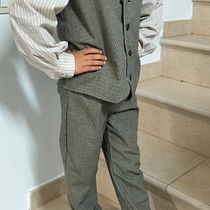 ropa para niño. Fashion Design, Patternmaking, Dressmaking, Sewing, and Textile Design project by Lucía Santana Hernàndez - 04.12.2026