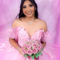Mi quinceañera. Un projet de Photographie de Benjamín Mtz. Reyes - 22.04.2026
