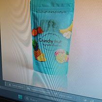 Crunchyfruit by Nutrifoodies . Br, ing, Identit, Design, Graphic Design, and Packaging project by Angeles Mena - 04.22.2026