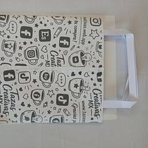 Bolsas para entrega básica pero amplio valor agregado. Design, Branding e Identidade, Design gráfico, Packaging, e Design de produtos projeto de Ragde Zepeda - 24.04.2026