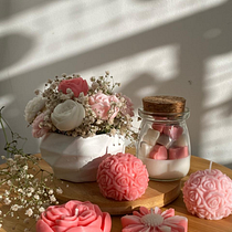 Amor que se enciende. DIY, Interior Design, and Product Design project by Karen Lemos Peñaloza - 05.01.2026