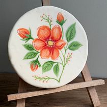 Botanical Cocoa Butter Painting. DIY, Painting, Cake Decorating, Cake Design, Edible Art, Floral, Plant Design, Fondant & Icing project by Kübra KARA AĞRAŞ - 05.01.2026