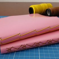 Técnicas de Encadernação: Costura Exposta Ein Projekt aus dem Bereich H, werk, Buchbinderei, DIY, Bildende Künste, Kartonmodellbau und Nähen von rejane_morais - 23.05.2026