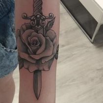 Sztylet Ein Projekt aus dem Bereich Tattoodesign von Martyna Przytocka - 10.06.2026