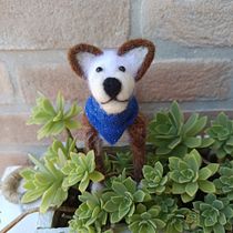 il mio cane. Arts, Crafts, To, Design, Fiber Arts, Needle Felting, and Textile Design project by Giorgia Cegna - 06.17.2026