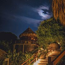 Fotografía nocturna: refugio bajo un cielo estrellado. Photography, Digital Photography, and Photographic Composition project by germandhg - 07.17.2026