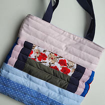 Introducción al Patchwork contemporáneo: Tote bag. Fashion Design, Sewing, DIY, and Textile Design project by Mariana Saife - 07.30.2026