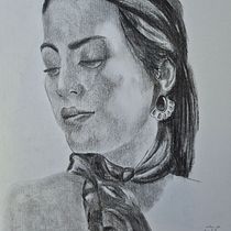 Course Projr. Projekt z dziedziny Tradycyjna ilustracja, Sztuki piękne, Rysunek ołówkiem, Rysunek, Portrety, Rysunek artystyczny i Rysunek anatomiczny użytkownika remychichka - 02.08.2026
