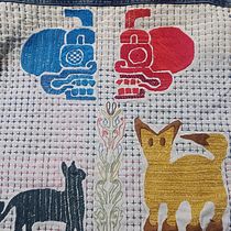 Mi chamarra feliz . Embroidery, Fiber Arts, DIY, Upcycling, and Textile Design project by Nelly Lucas - 08.24.2026
