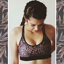 Estampado en sublimación. Un proyecto de Diseño, Ilustración tradicional, Pattern Design, Dibujo, Diseño de moda y Fotografía de moda de Mon Lopez Cheliz - 27.04.2018