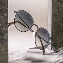 RETOQUE FOTOGRÁFICO . Desain Grafis, Dan Retouching Foto proyek oleh Antonio Rico Iniesta - 09.26.2017