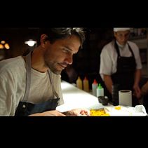 Virgilio Martinez en Don Julio . % Juan Manuel Ortega Perez tarafından hazırlanan Film, Video ve TV, Yemek Fotoğrafçılığı, Fotoğrafik A, dınlatma, Görsel-İşitsel Post Prodüksi, on, Hika, Ve e anlatımı projesi - 11.25.2016