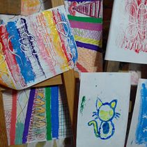 TÉCNICAS DE GRABADO PARA NIÑOS EN NIVEL PRIMARIO. Projekt z dziedziny Kreat i wność użytkownika Silvina Albrichi - 09.07.2019