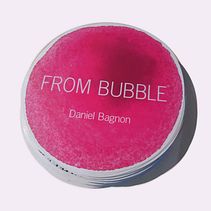 From Bubble. Un progetto di Design editoriale e Graphic design di Rebeca Gordillo Escobar - 28.04.2019