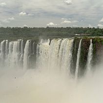 Proyecto Tierra y Agua: Editado en Adobe Premier. Un projet de Réalisation de Kevin Ruppel - 15.04.2020