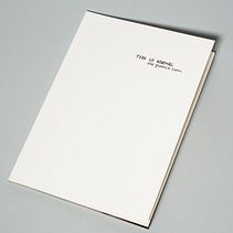 "Todo lo normal me parece raro" Fotolibro. Photography, and Graphic Design project by Cristina Pontijas - 05.18.2020