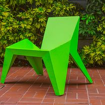 Origami Chair. Furniture Design, Making & Industrial Design project by Jorge Loor - 07.22.2014