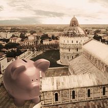 Alcancia surrealista gigante. Fotomontagem projeto de Gabriel Arias - 01.04.2021