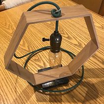 Lámparas By Me. Un projet de Menuiserie, Décoration, Conception d'éclairage , et Décoration d'intérieur de Eduard Mestre Conde - 29.08.2020