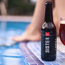 Sister Craft Beer - Promo Verano 2020 Ein Projekt aus dem Bereich Fotografische Komposition, Fotografie, Produktfotografie, Werbefotografie und Fotoretuschierung von Sergi Miró Victorio - 16.09.2020