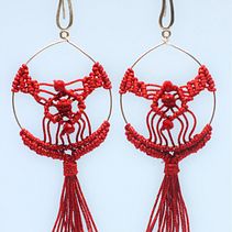 Mi Proyecto del curso: Joyería en macramé. Een project van Craft, Sieradenontwerp, Textiel y Macramé van barbara Alvarado Pacheco - 17.05.2021