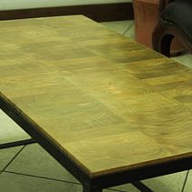 Mesa MIN. Un proyecto de Diseño, creación de muebles					, Carpintería y Arquitectura de JUAN GABRIEL CARMONA BERRIO - 17.06.2021