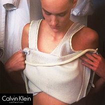 Calvin Klein. Un proyecto de Diseño, Diseño de moda y Tejido de ANTONIA'S - 01.08.2021