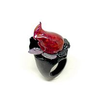 Perfumed jewelry. Jewelr, Design, Arts, Crafts, Fashion Design, Fashion Photograph, Photographic Composition, Floral, and Plant Design project by svetlana prigoditch - 08.17.2021