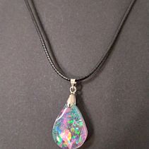 Mi Proyecto del curso: Diseño de joyería en resina. Un proyecto de Diseño de complementos, Artesanía, Diseño de jo, as y DIY de Cristina Matos Quezada - 09.09.2021