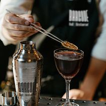 Barcode, propuesta de diseño. Een project van Grafisch ontwerp,  Br, ing en identiteit y  Ontwerp van Javier Cáceres Reverte - 16.06.2021