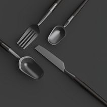 Set de cubertería. Un proyecto de Diseño, 3D, Diseño de complementos, Diseño industrial, Diseño de producto, Modelado 3D, Diseño 3D y Diseño de producto digital de antiabello - 14.03.2022