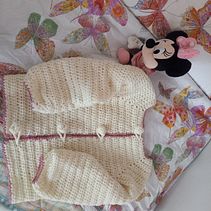 Il mio progetto del corso: Top-down: giacca per bambina. Fashion Design, Fiber Arts, DIY, Crochet, and Textile Design project by Silvia Sanna - 04.06.2022