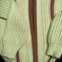 Cardigan creme, rosa e rosa envelhecido e colorwork  . Desain Busana, Seni Serat, DIY, Merenda, Dan Desain Tekstil proyek oleh Luiza Dal Pra - 06.29.2022
