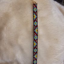 Mi proyecto del curso: Diseño y creación de joyería con mostacillas. Een project van Ontwerp van accessoires, Craft, Sieradenontwerp y Textiel van Monica Labra Todorovich - 20.10.2022