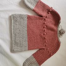 My project for course: Garment and Pattern Design with Top-Down Crochet. Un progetto di Design di accessori, Fashion design, Fiber Art, DIY e Uncinetto di Terezia Crisan - 12.05.2023