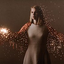 Mi proyecto del curso: Fotografía híbrida para la experimentación creativa. Un proyecto de Fotografía, Retoque fotográfico, Fotografía artística, Fotografía analógica, Autorretrato Fotográfico y Bellas Artes de Yanina Shevchenko - 27.05.2023